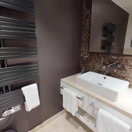 Apartment White Pearl 0.06