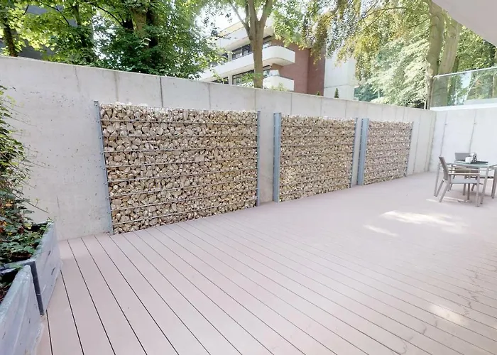 White Pearl 0.06 公寓 *